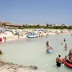 Llentrisca By